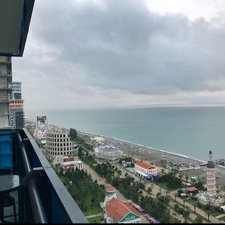 Lamar Hotel Batumi Exterior photo