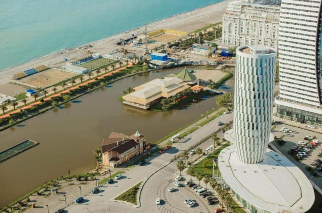 Lamar Hotel Batumi Exterior photo