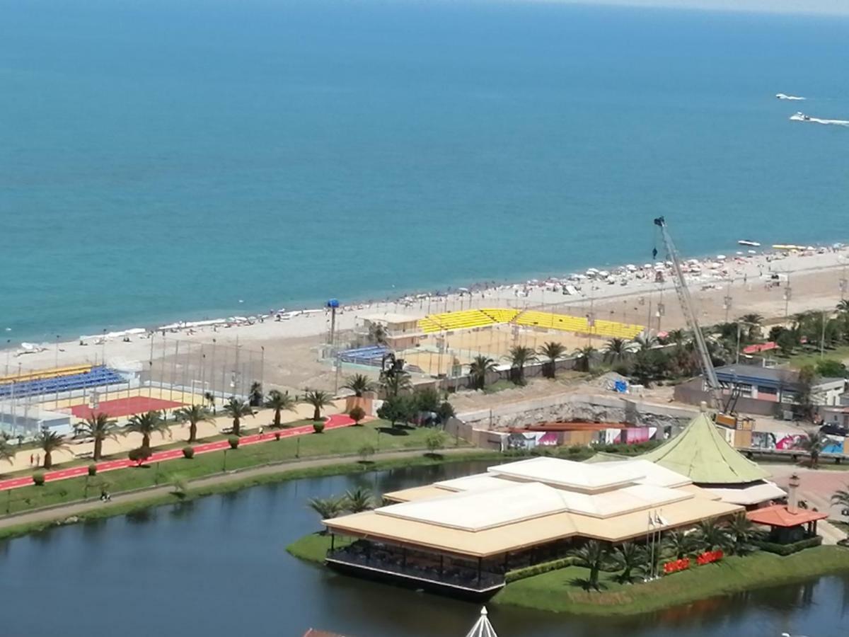 Lamar Hotel Batumi Exterior photo