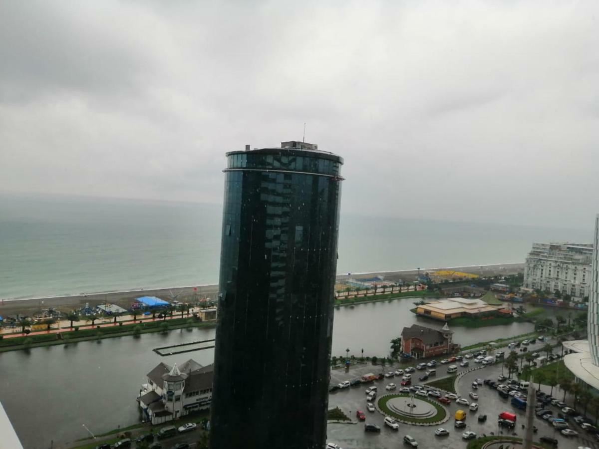 Lamar Hotel Batumi Exterior photo